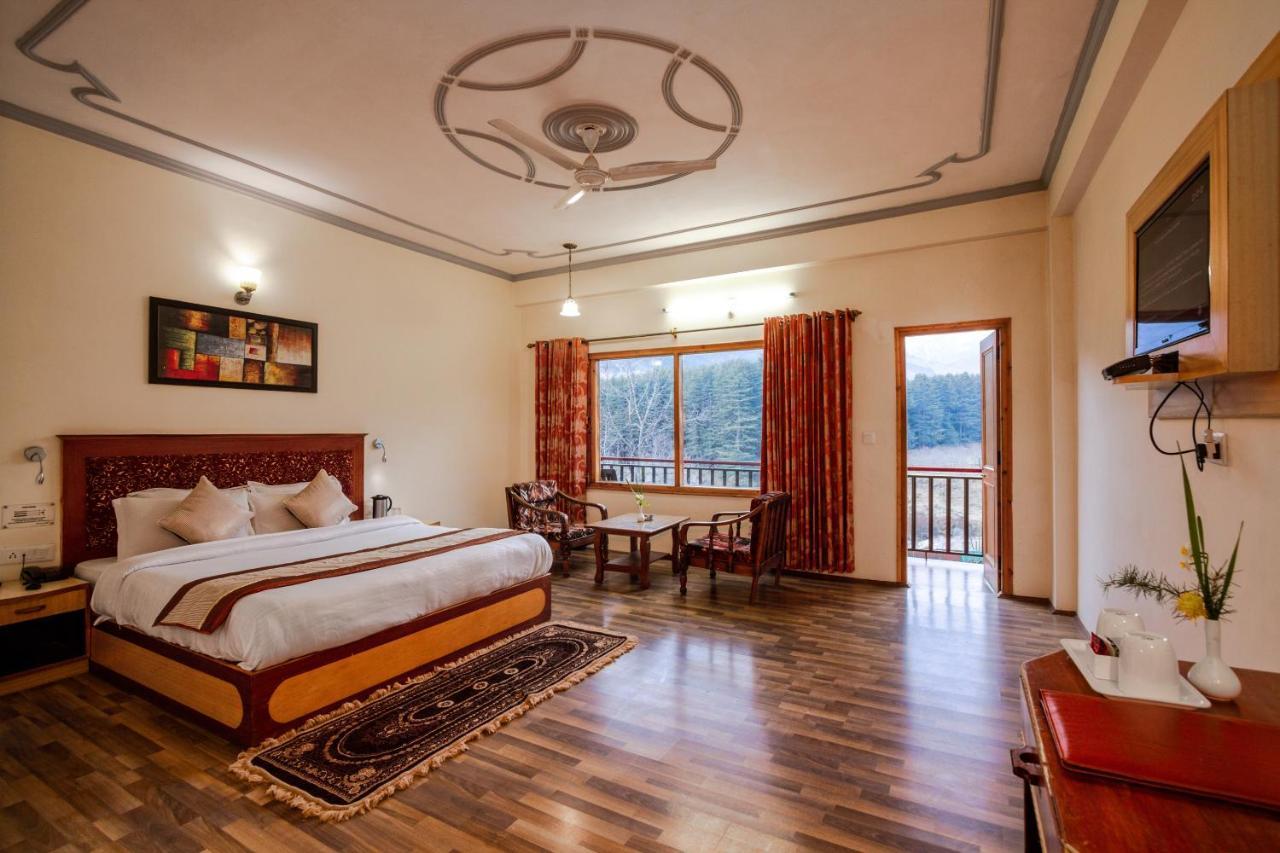 Hotel Prini Palace Manāli Eksteriør bilde